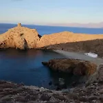 Andros Country Makrotándalon