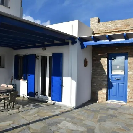 Holiday home Andros Country Makrotandalon