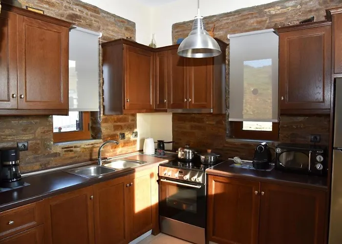 Дом отдыха Andros Country Makrotandalon